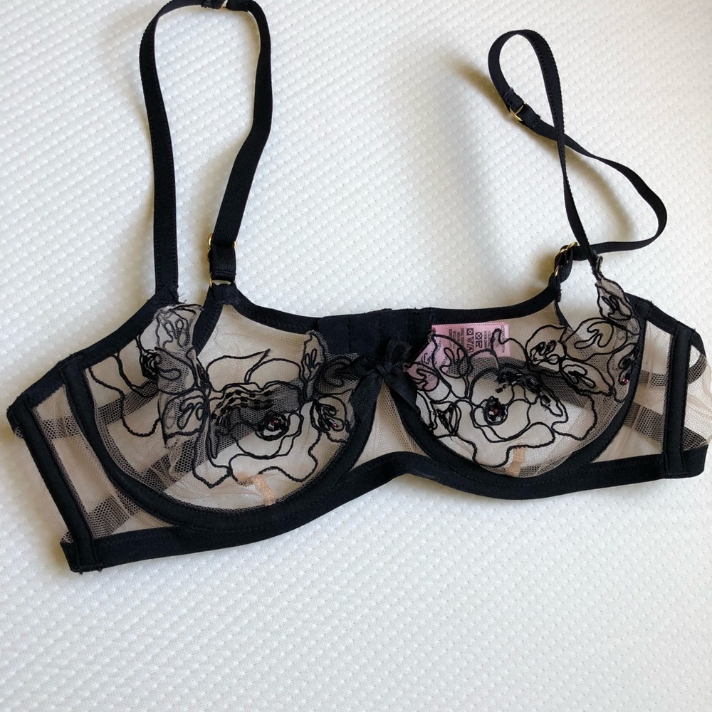 34b agent provocateur black and nude lindie bra